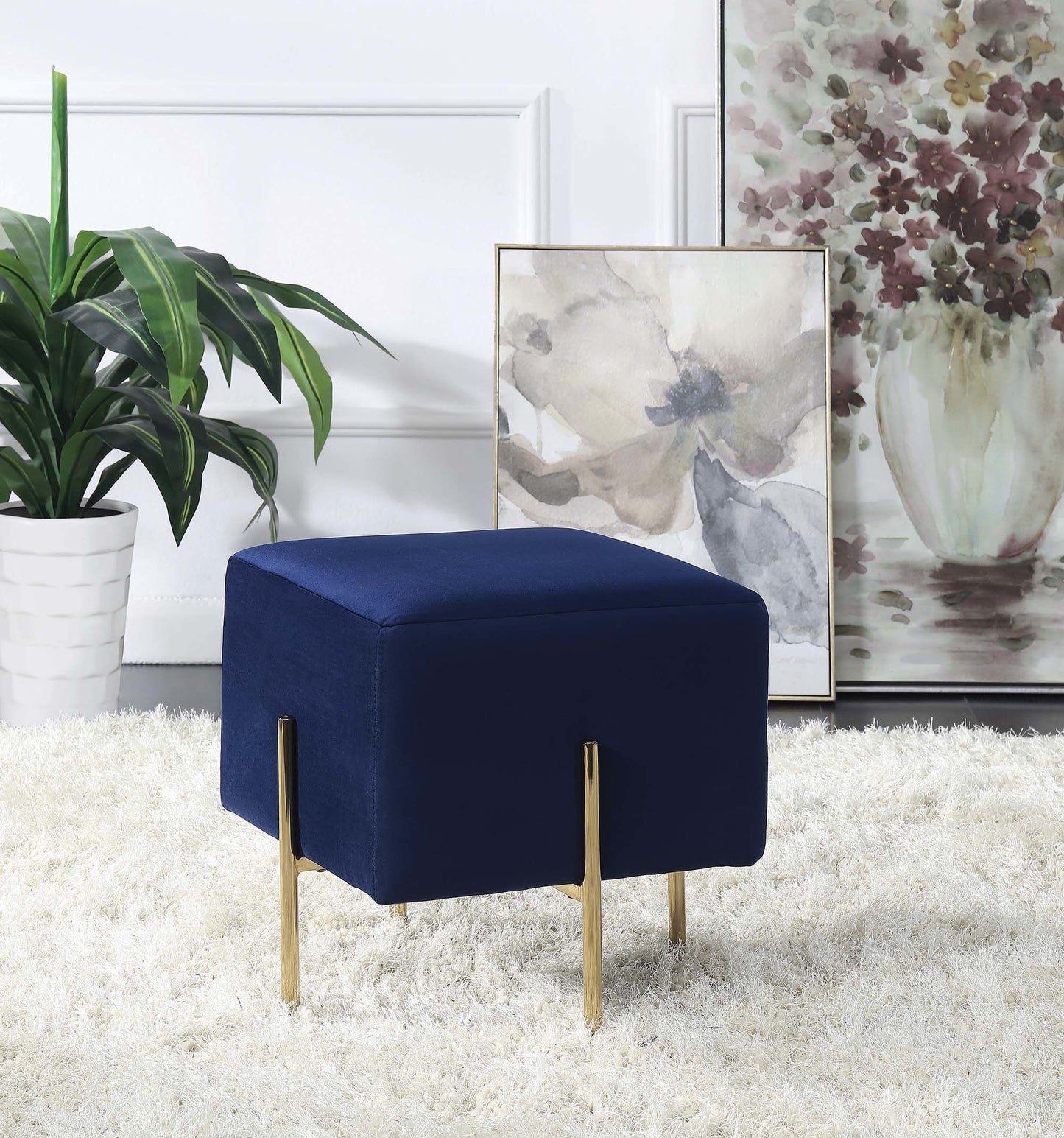 Square Upholstered Ottoman Blue/ Cuadrado tapizado Azul Otomano