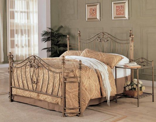 Sydney Eastern Queen Bed Antique Brushed Gold/ Sydney Eastern Queen Bed Oro cepillado antiguo